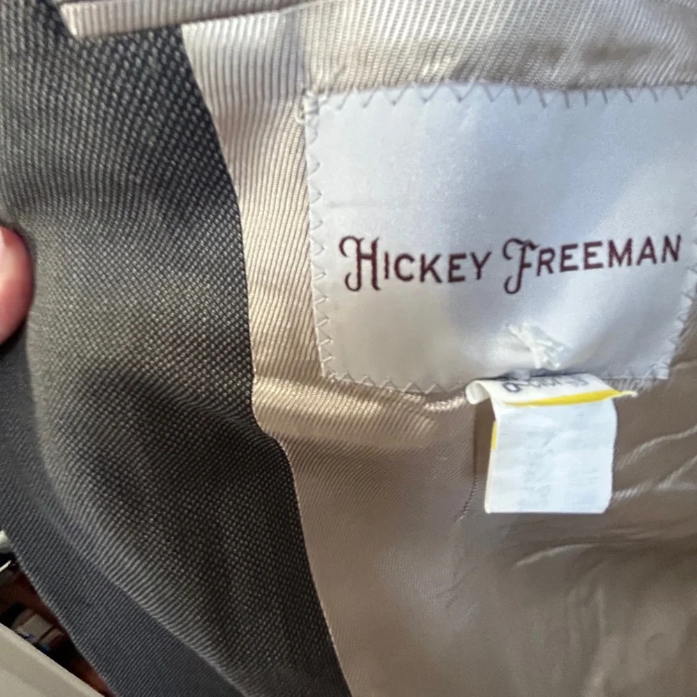 Hickey Freeman Worsted Wool Suit - Picture 6 of 9